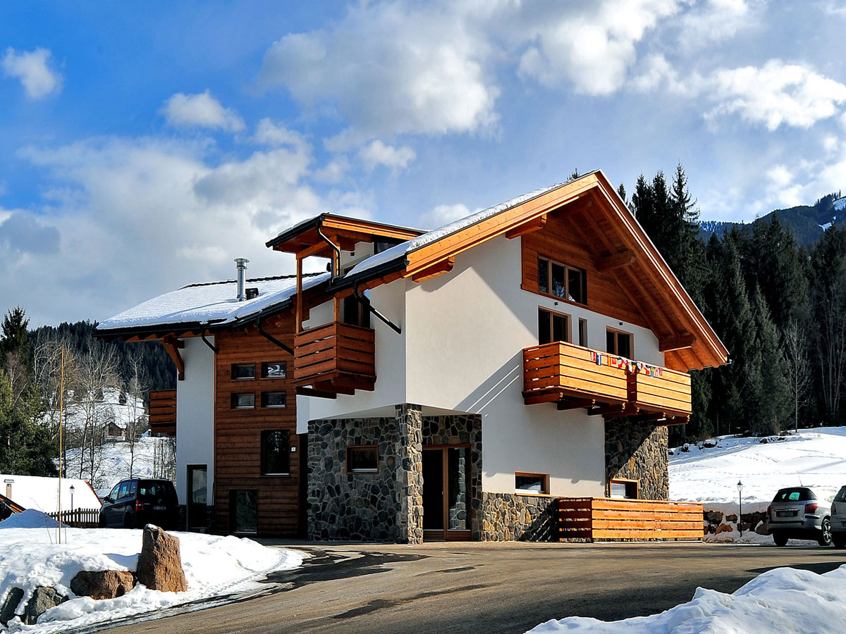 Agritur La Regina dei Prati im Schnee in Masi di Cavalese